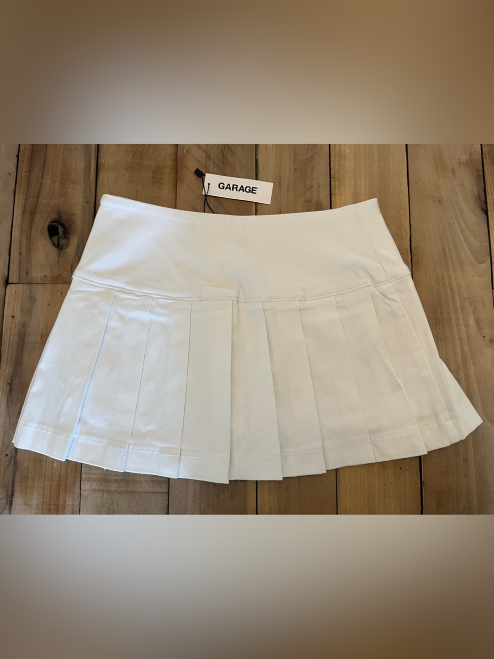 NWT Garage Victoria Pleated Mini Skort White Size XS.